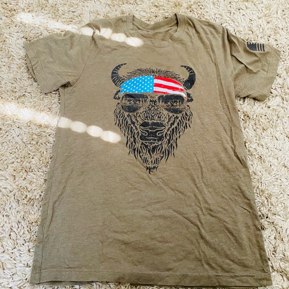 FRONING FARMS Bison Head shirt